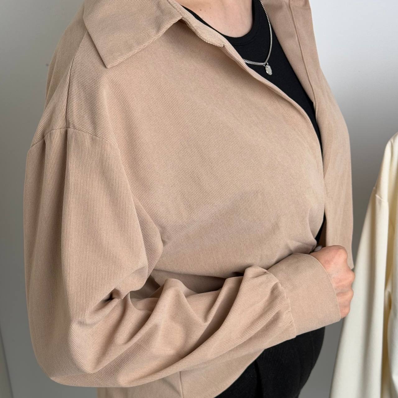 IMG_8794 شومیز دو تیکه مخمل کبریتی - ۱۰۰۵ - Image 1